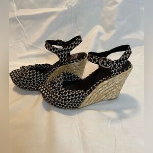 BC Footwear Women’s Wedge Sandals Sz 8.5